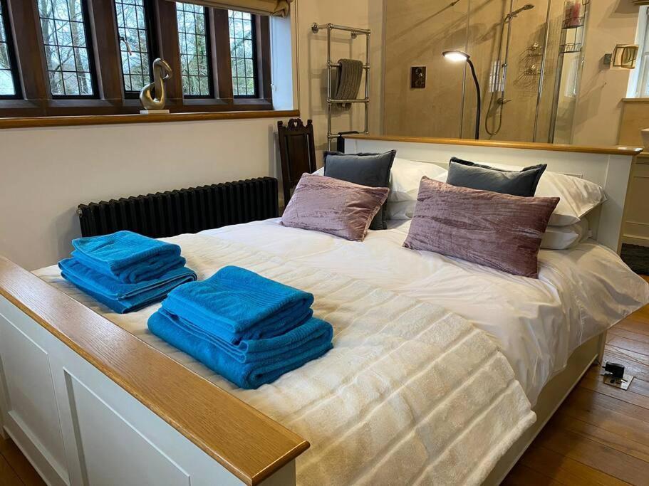 The Horners - Log Burner, Cheshire Village, Parking, Walks, Aga, Dogs Prestbury  Buitenkant foto